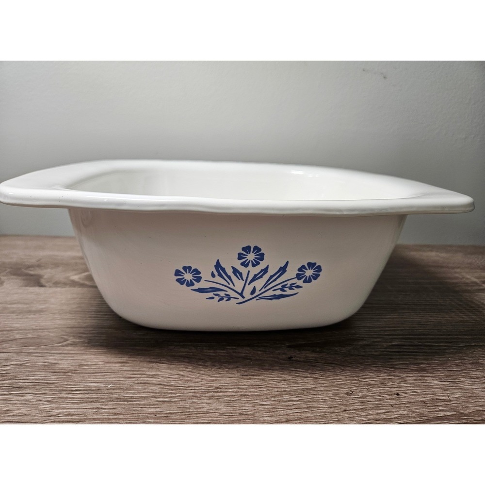 Vintage Corning Ware Cornflower Blue 4 Qt Dutch Oven Casserole Dish P-34-B USA - Picture 3 of 7